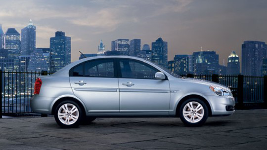 hyundai_accent_proline_b700.jpg