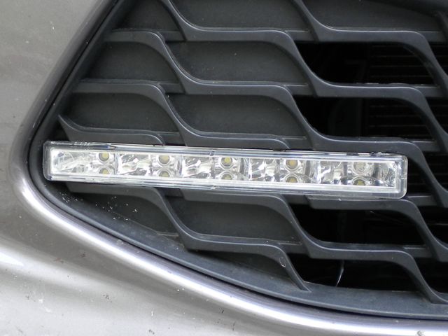 Detail 640x480.jpg