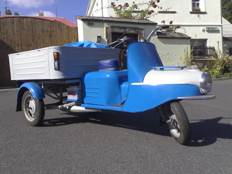 26092009950-001.jpg