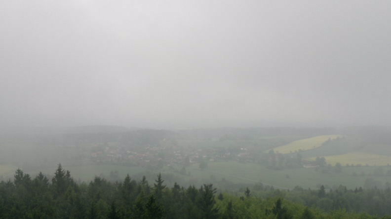 120520121595_1.jpg