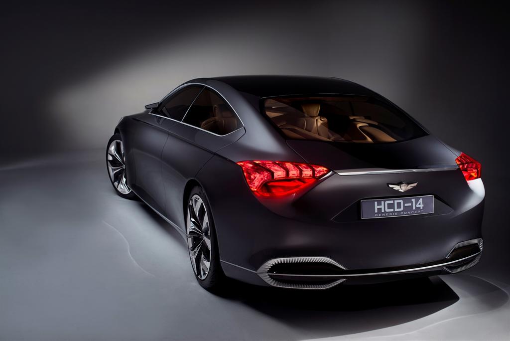 2013-Hyundai-HCD-Genesis-Concept-Rear-02.jpg
