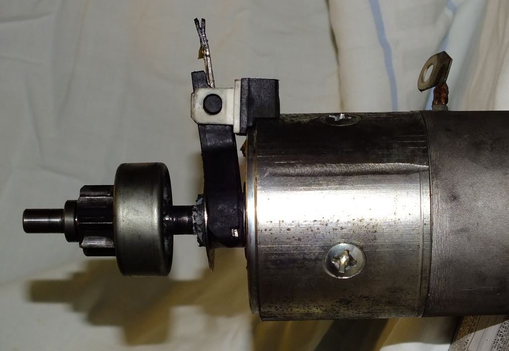 starter_uvnitr_01.jpg