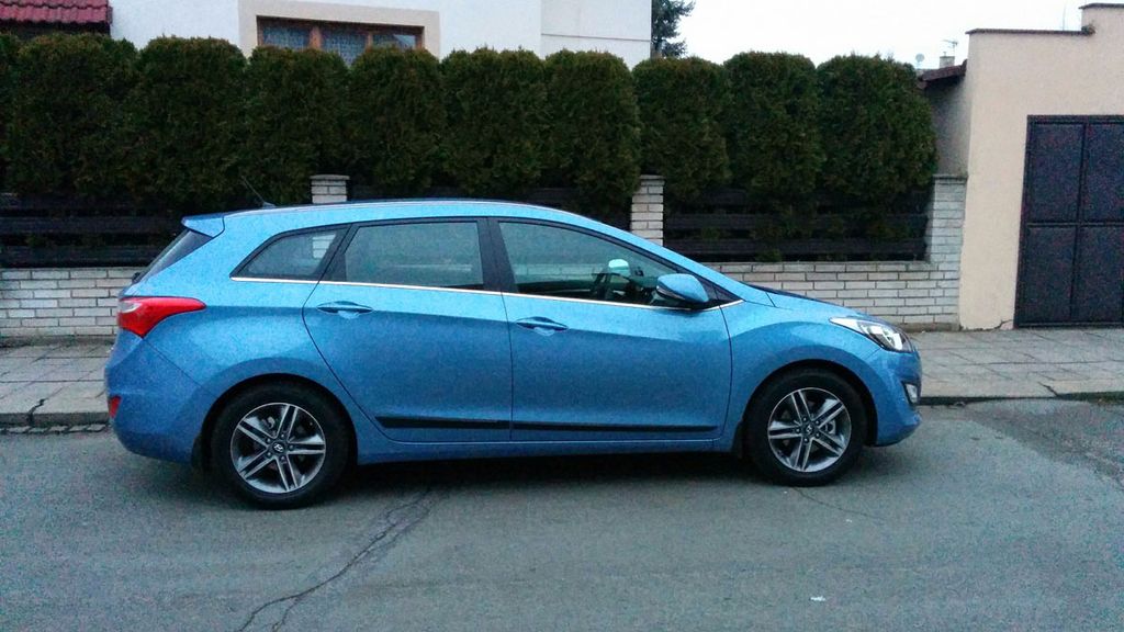 i30 Ice Blue