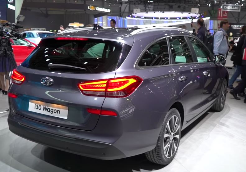 new i30 kombi mlhovky.JPG