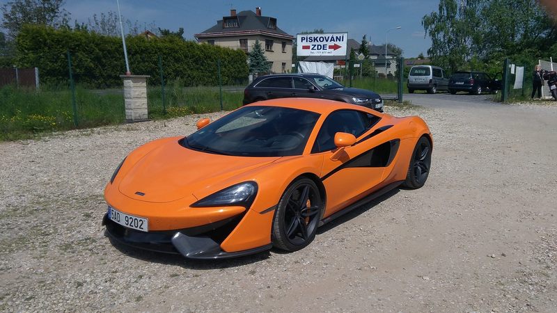 mclaren.jpg