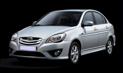 HyundaiAccentrestylingprimeimmagini_05.jpg