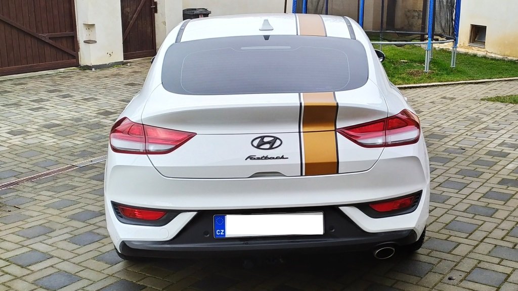 Hyundai i30 Fastback 226.jpg