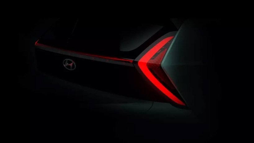 2021-hyundai-bayon-teaser-2.jpg