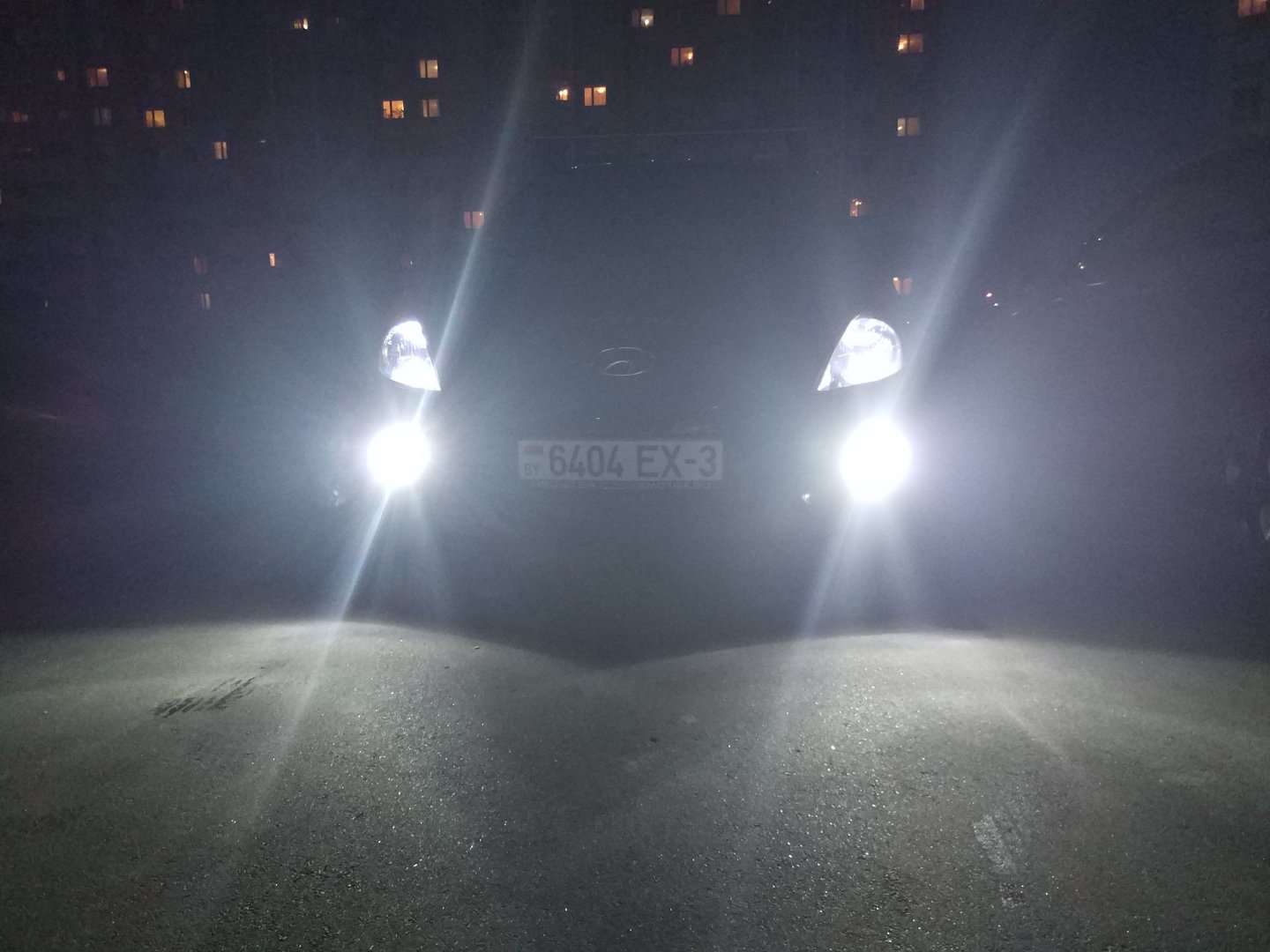 Hyundai_i20_modded_front_Xenon_lights -1.jpg