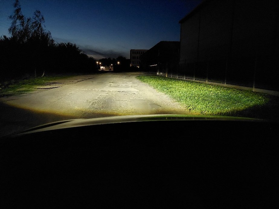 Philips H7 LED i30 PDE 2022