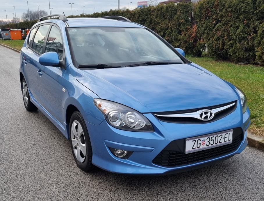 hyundai-i30-cw-1.4-73-000-km-1-vlasnica-slika-165612971.jpg