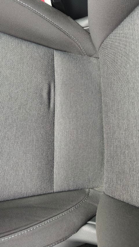 IMG20251007160935 icko sedak (Malé).jpg