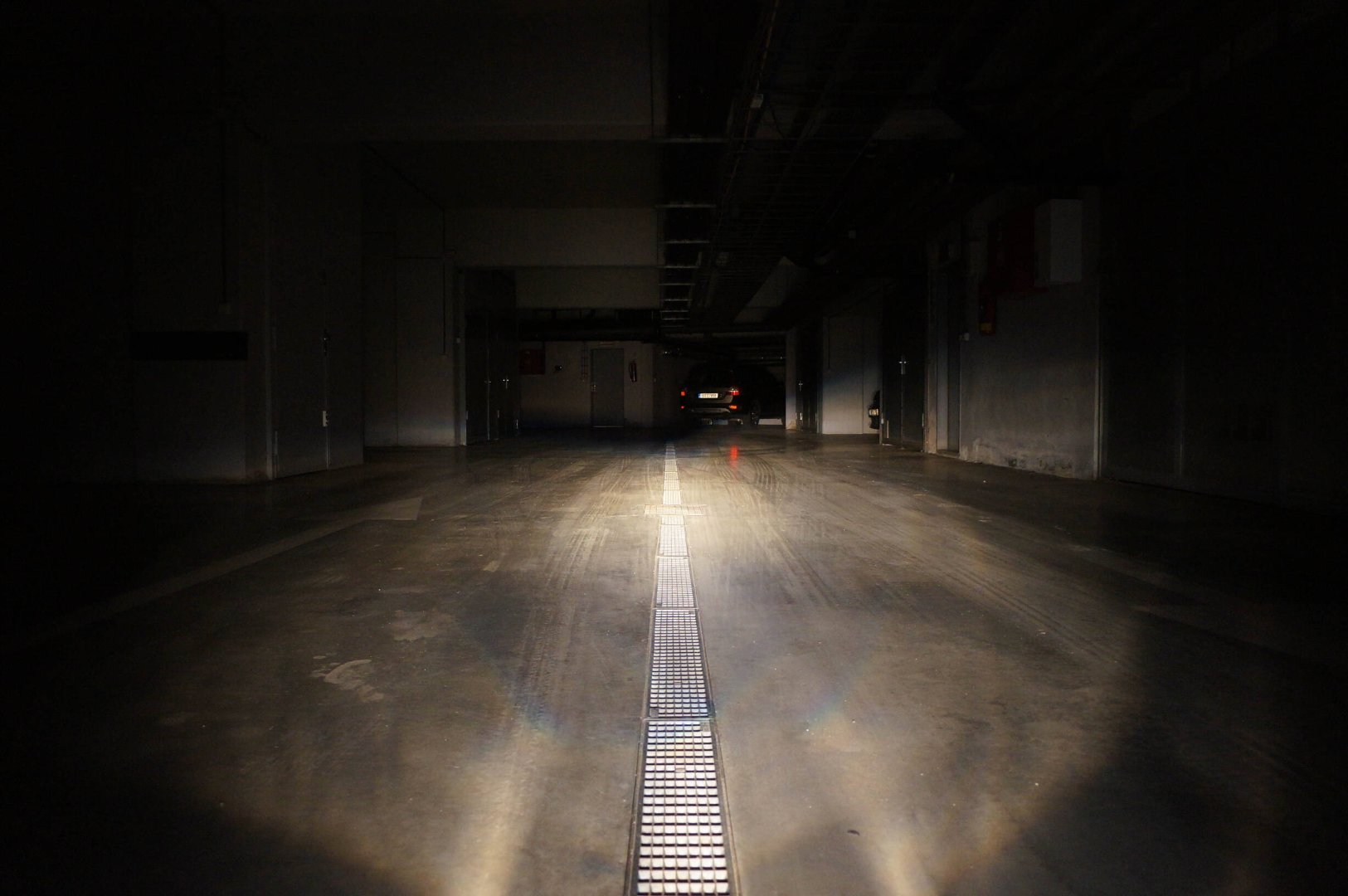 Puig_3449n_nepatrne-optimalne_prizvednute_do_vysky -low.jpg