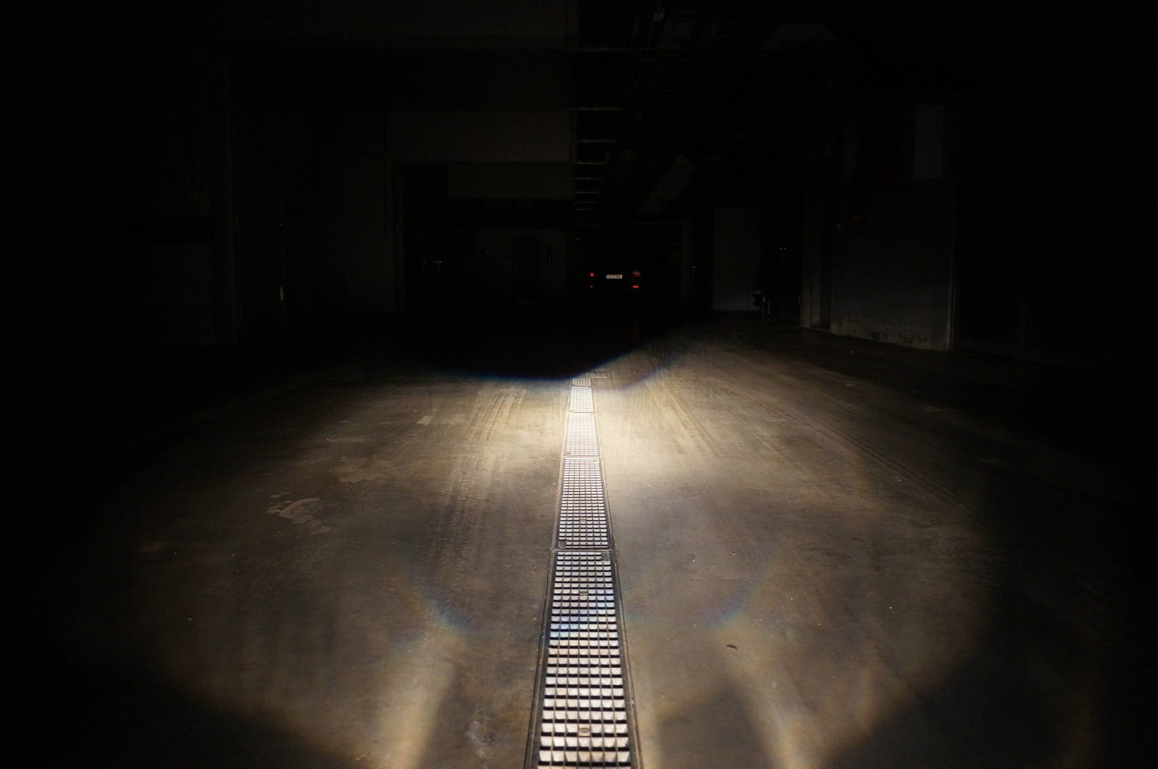 dsc02855_puig_3449n_snad_prilis_sklopene_dolu (low).jpg