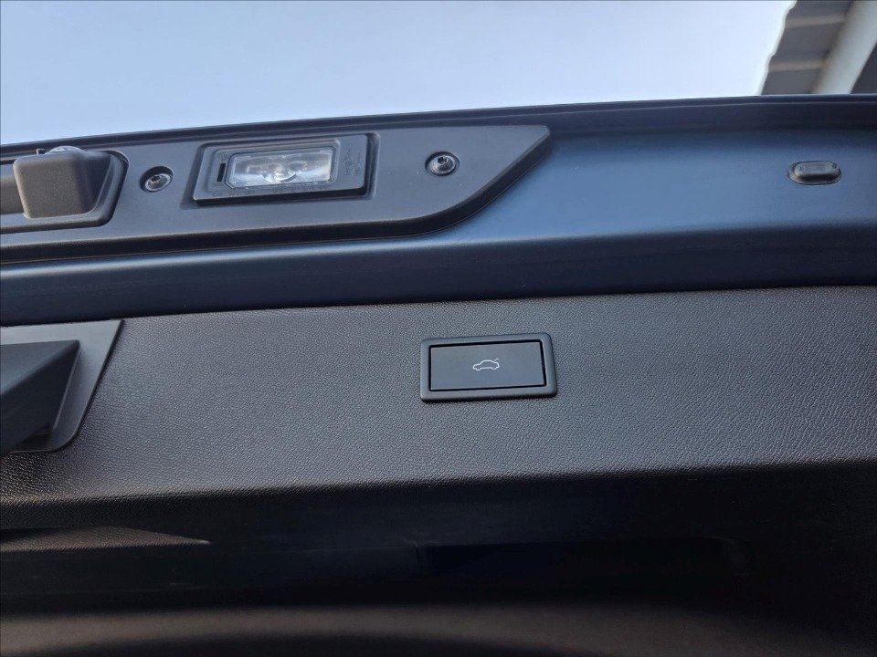 WhatsApp Image 2026-04-28 at 21.15.59 (4).jpeg