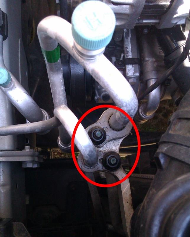 CElkovy pohlad na motor