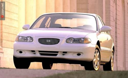 Hyundai Sonata III (Y3).jpg